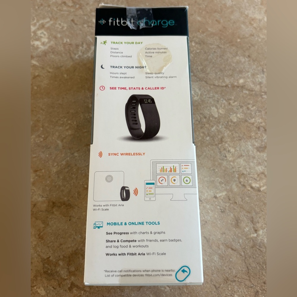 Vintage Fitbit Charge Wireless Activity Wristband Tracker Large Black NEW - Picture 3 of 5